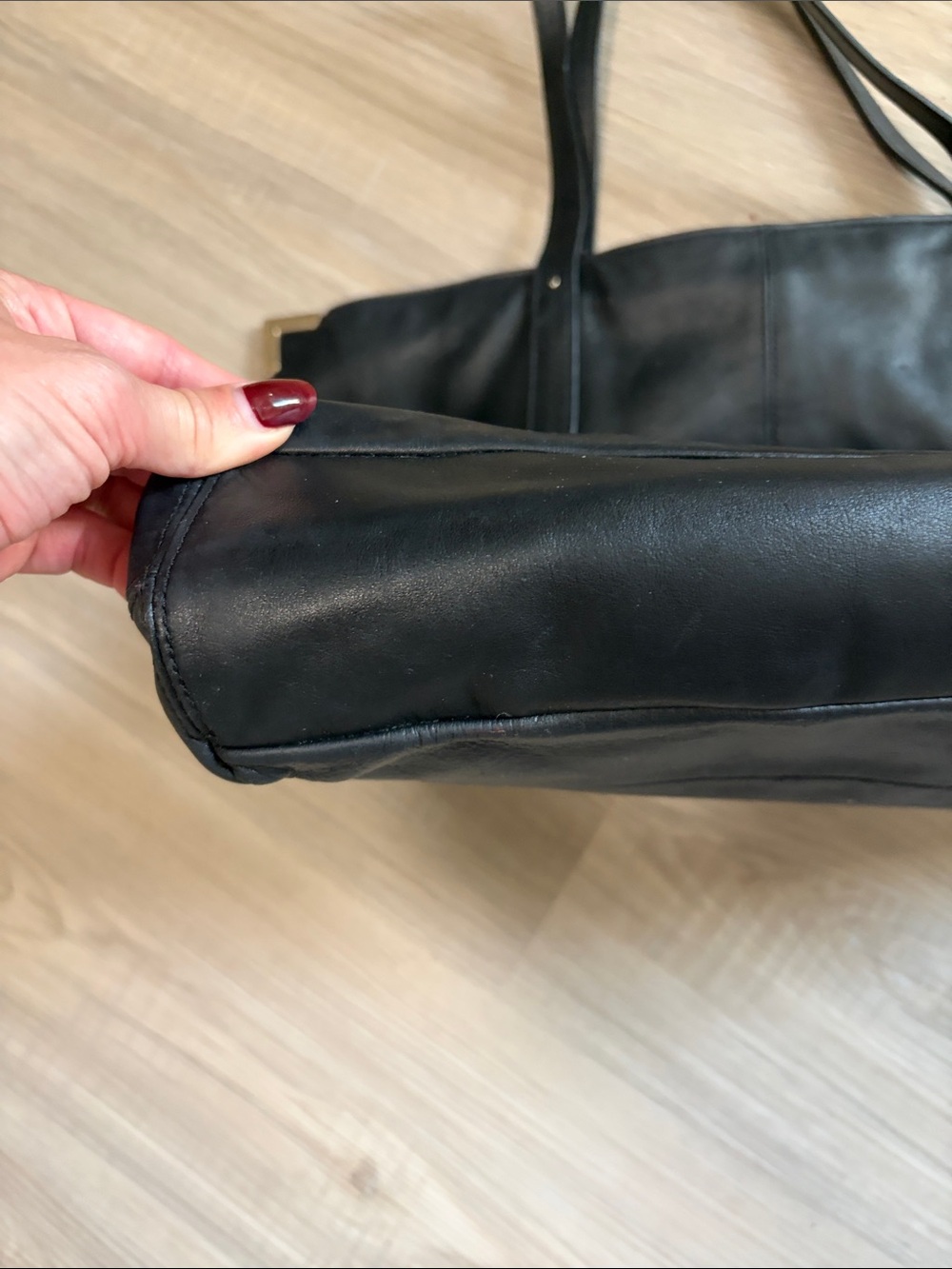 Vintage- Black Leather Tote with Gold Corner Accents - Coach - Picture 8 of 9